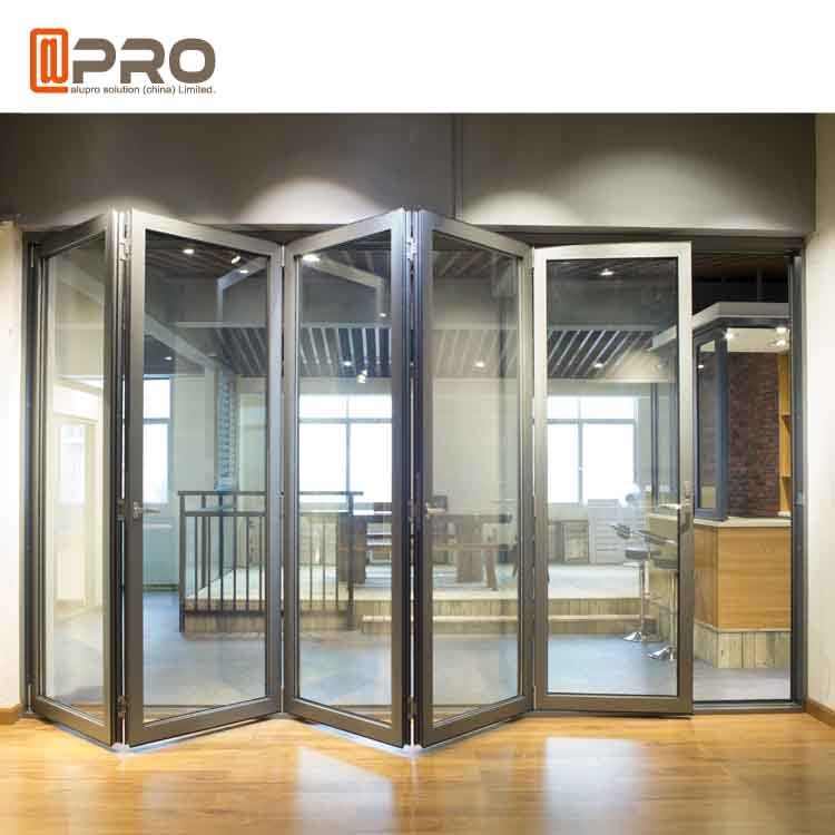 Porte d'impilamento pieganti di alluminio di progettazione moderna per la porta bifold lustrata doppio bifold verticale residenziale della porta della Camera